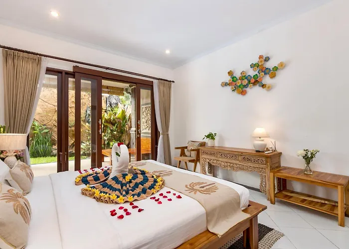 Villa Bens Tunjung Two-bedroom With Private Pool Kuta Seminyak