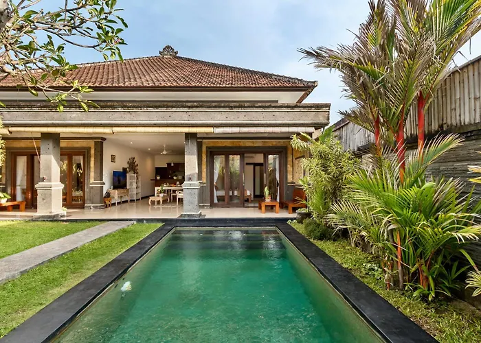 Bens Tunjung Two-bedroom With Private Pool Kuta Seminyak